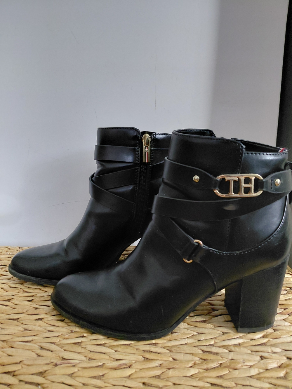 Tommy Hilfiger Black Ankle Boots with Gold Accent-8